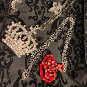 Crown necklaces